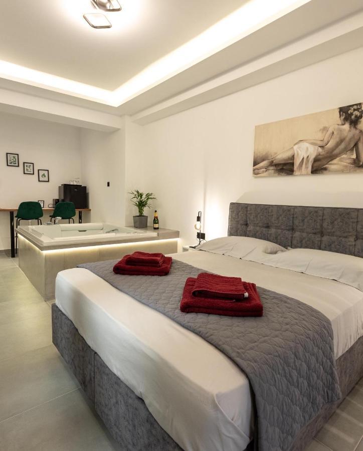 Frourio Lodge Α1 Лариса Екстериор снимка